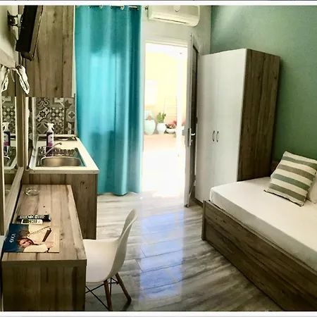 Avli & No 4 *